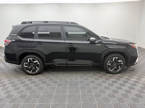 Used 2025 Subaru Forester Limited w/ Popular Package AWD/4WD image 7
