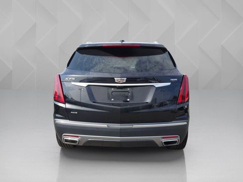Used 2021 Cadillac XT5 Premium Luxury AWD/4WD image 4