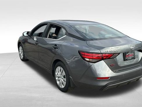 New 2025 Nissan Sentra S image 5