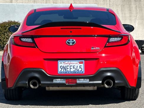 Used 2024 Toyota GR86 image 8