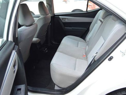 Used 2015 Toyota Corolla LE FWD image 39