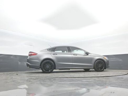 Used 2014 Ford Fusion SE w/ Equipment Group 202A image 34