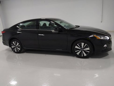 Used 2022 Nissan Altima 2.5 SL image 11
