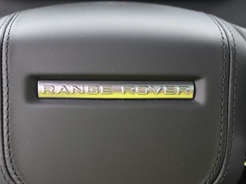 New 2025 Land Rover Range Rover SV AWD/4WD image 22
