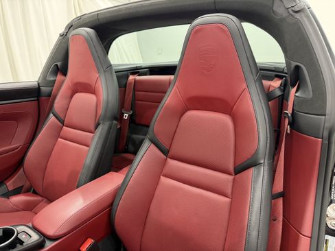 Certified 2025 Porsche 911 Targa 4 GTS AWD/4WD image 5