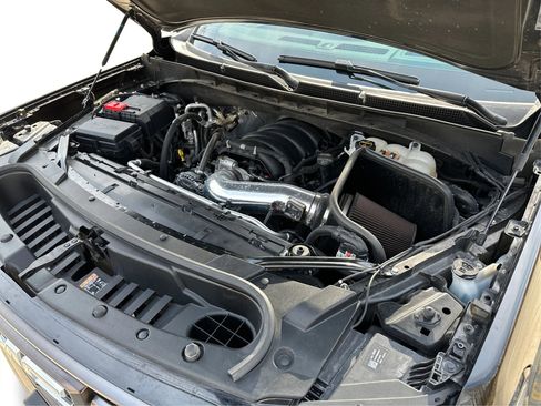 Used 2025 GMC Yukon XL AT4 Ultimate image 12