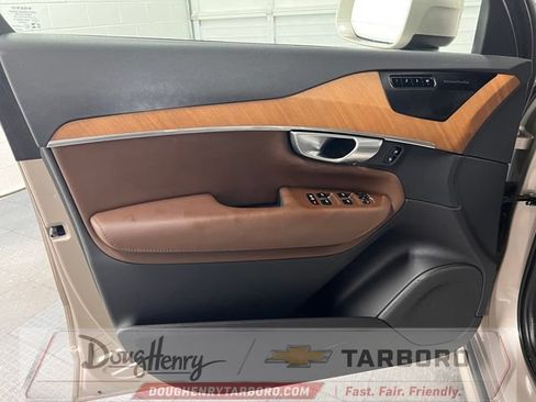 Used 2024 Volvo XC90 B6 Plus w/ Protection Package Premier AWD/4WD image 30
