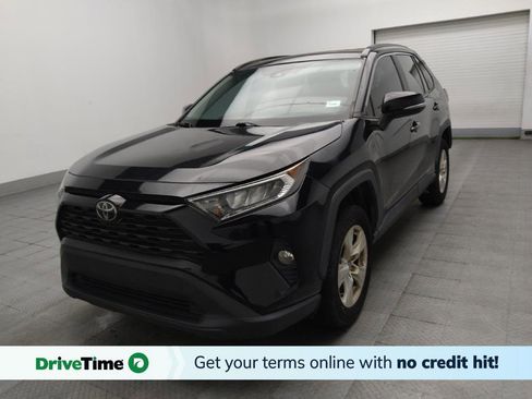 Used 2019 Toyota RAV4 XLE FWD image 1