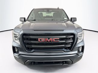 Used 2022 GMC Sierra 1500 Elevation video 3