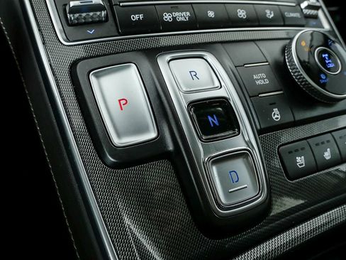 Used 2022 Hyundai Santa Fe Limited image 22