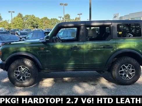 New 2025 Ford Bronco Badlands image 3