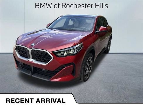 Used 2025 BMW X2 xDrive28i w/ Technology Package AWD/4WD image 1