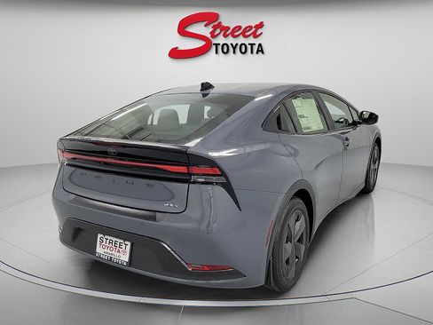 New 2026 Toyota Prius LE FWD image 4
