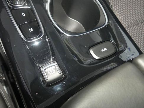 Used 2023 Buick Envision Preferred w/ Sport Touring Package AWD/4WD image 39