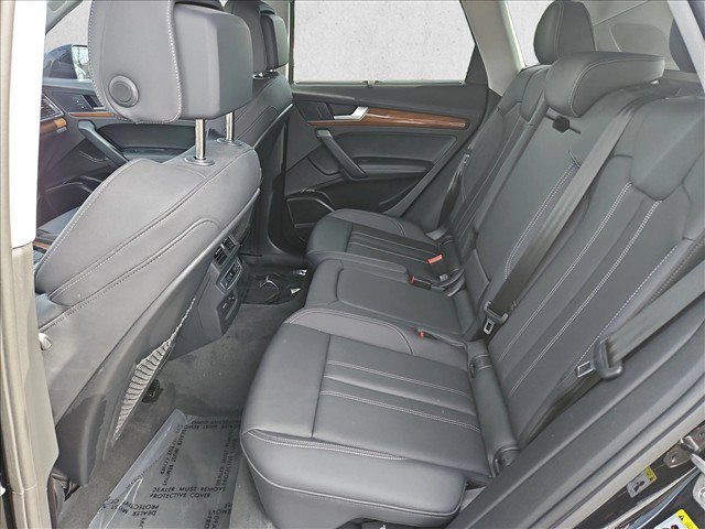 Used 2024 Audi Q5 Prestige w/ Prestige Package AWD/4WD image 24