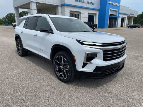 New 2026 Chevrolet Traverse High Country FWD image 7