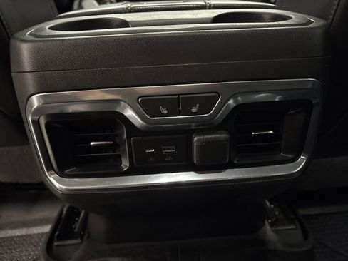 Used 2019 Chevrolet Silverado 1500 High Country AWD/4WD image 19