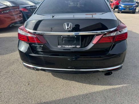 Used 2016 Honda Accord EX-L image 8