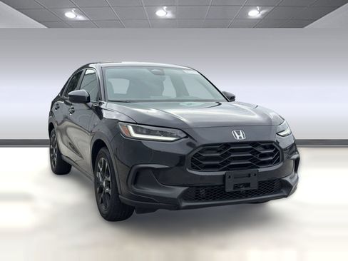 Used 2025 Honda HR-V Sport image 7