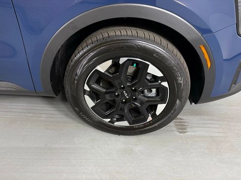 New 2026 Kia Sorento S FWD image 10