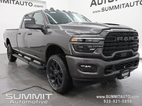 New 2026 RAM 2500 Laramie AWD/4WD image 2