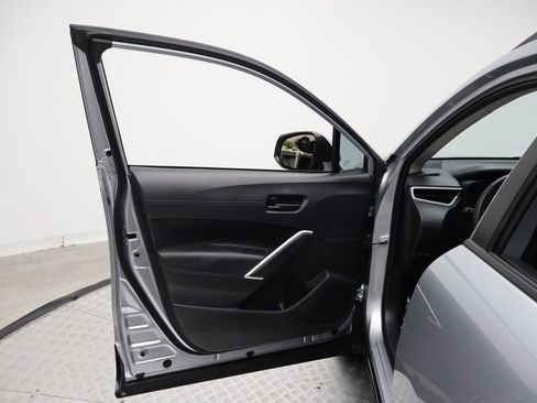 Certified 2024 Toyota Corolla Cross LE image 16