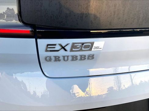 New 2026 Volvo EX30 Cross Country Ultra w/ Protection Package Premier image 44