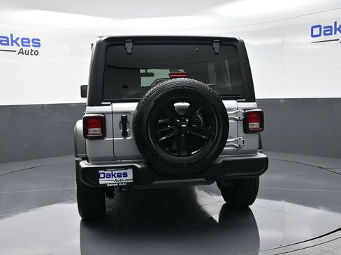 Used 2022 Jeep Wrangler Unlimited Sport image 6