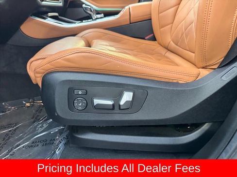 Used 2023 BMW X5 xDrive40i AWD/4WD image 16