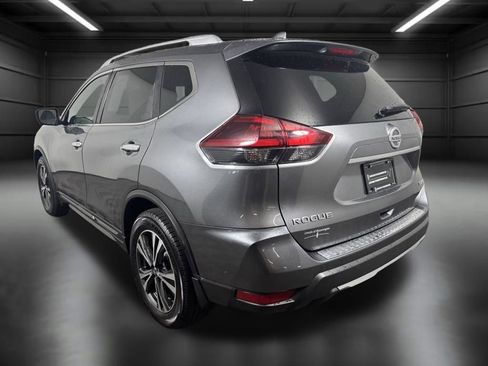Used 2018 Nissan Rogue SL w/ Premium Package AWD/4WD image 4
