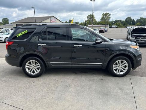 Used 2013 Ford Explorer XLT AWD/4WD image 4