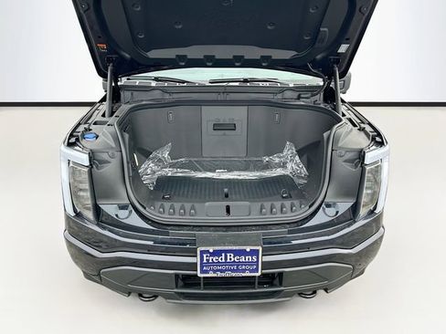 New 2025 Ford F150 Lightning XLT image 31