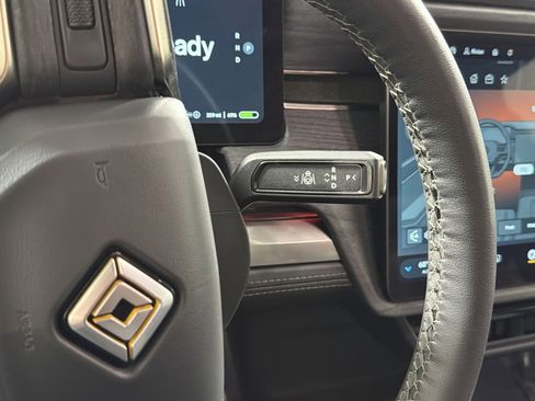 Used 2024 Rivian R1S Adventure image 22