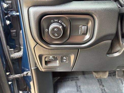 Certified 2022 RAM 1500 Big Horn AWD/4WD image 23