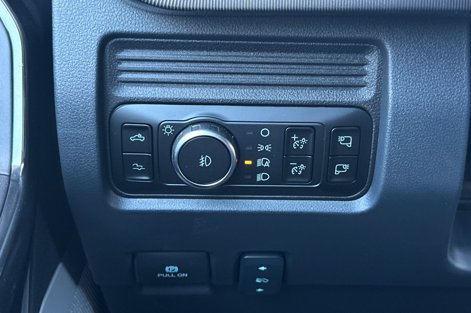 New 2026 Ford F250 Platinum AWD/4WD image 26