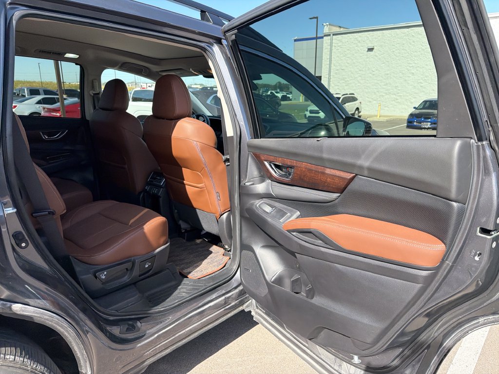 Used 2024 Subaru Ascent Touring w/ Popular Package #2 AWD/4WD image 33