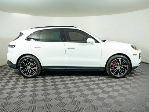 Certified 2024 Porsche Cayenne S w/ Premium Package Plus image 8