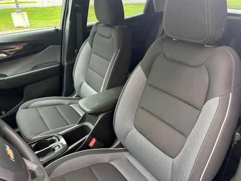 Used 2025 Chevrolet TrailBlazer LT image 34