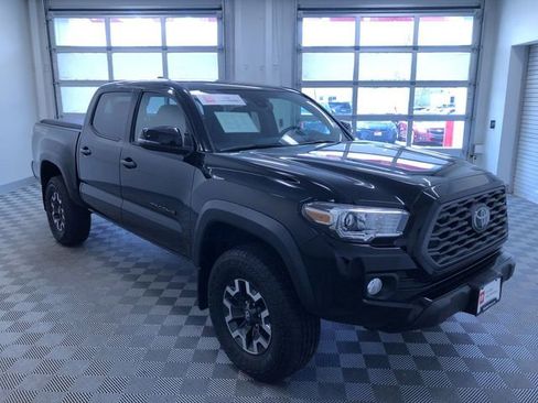 Certified 2021 Toyota Tacoma TRD Off-Road w/ Technology Package image 27