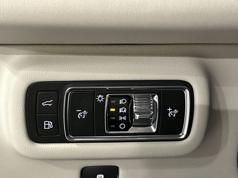 Used 2026 Lincoln Nautilus Premier w/ Equipment Group 102A AWD/4WD image 21