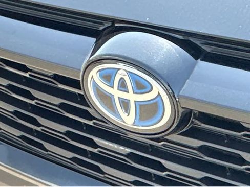 Used 2023 Toyota RAV4 XLE w/ Convenience Package AWD/4WD image 43