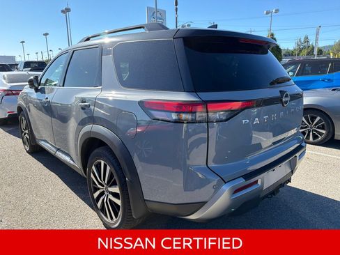 Certified 2023 Nissan Pathfinder Platinum AWD/4WD image 12