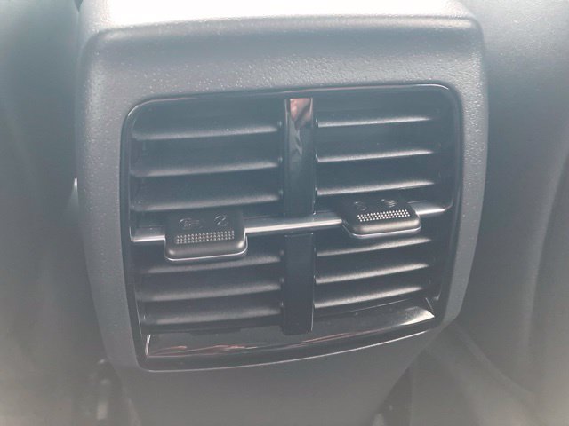 Used 2024 Kia Niro EX w/ EX Cold Weather Package FWD image 19