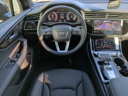 Used 2026 Audi Q7 3.0T Premium Plus AWD/4WD image 16