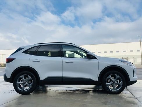 New 2026 Ford Escape ST-Line w/ Tech Pack #1 image 6