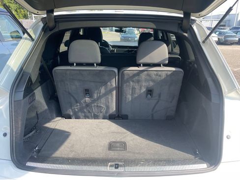 Used 2021 Audi Q7 2.0T Premium Plus w/ Premium Plus Package AWD/4WD image 19