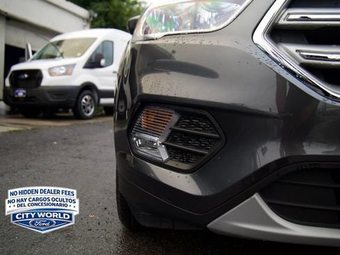 Used 2018 Ford Escape SE AWD/4WD image 8
