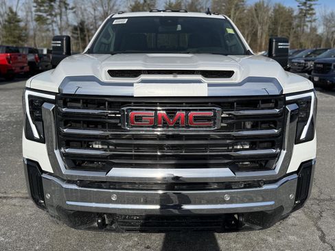 New 2026 GMC Sierra 2500 SLE w/ SLE Value Package; image 2