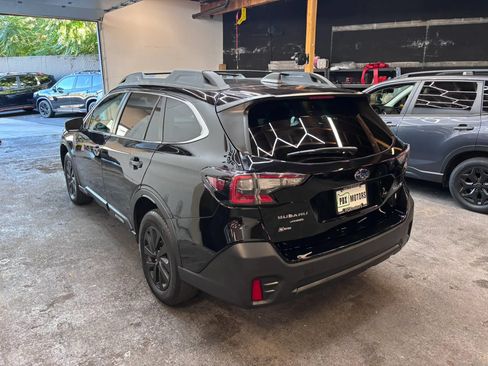 Used 2020 Subaru Outback Premium AWD/4WD image 4
