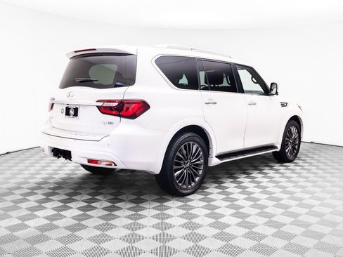 Used 2023 INFINITI QX80 Sensory w/ All-Season Package AWD/4WD image 5